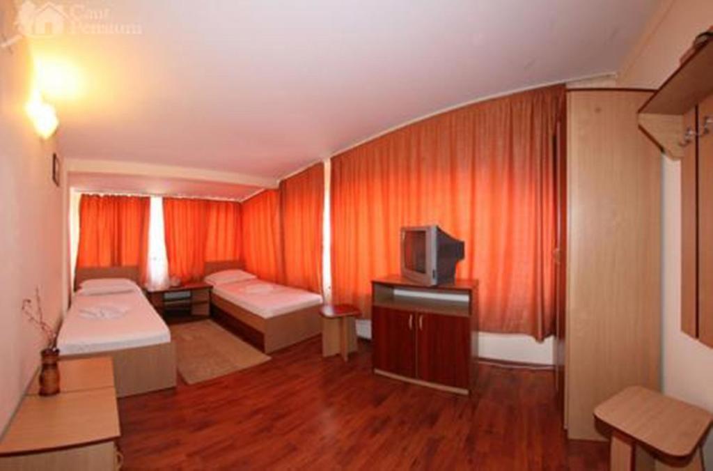 Pensiunea Ramona Tulcea Buitenkant foto